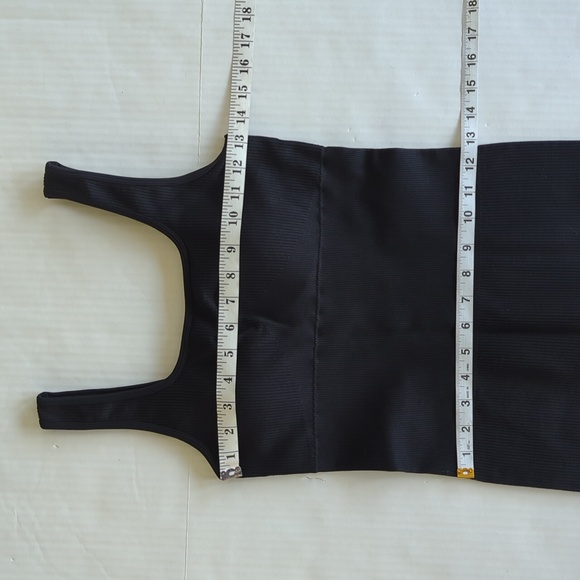 OQQ Ribbed Yoga Sleeveless Padded Bell Bottom Flare Jumpsuit MEDIUM Black - Picture 12 of 14